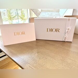 Dior White Gift Box Gold Embossed Logo & Envelope, New, incl. logo paper ribbons